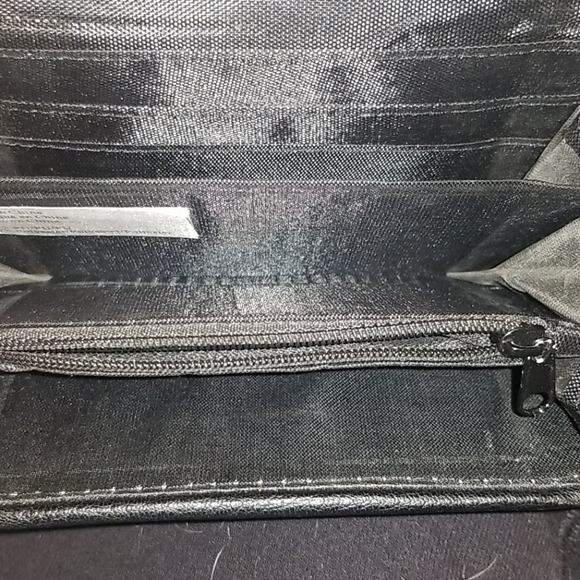 Claire's Wallet - Picture 4 of 4